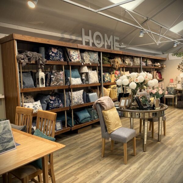 Ruxley Manor Interior Retail Displays (9) Ruxley Manor Interior Retail Displays (9)